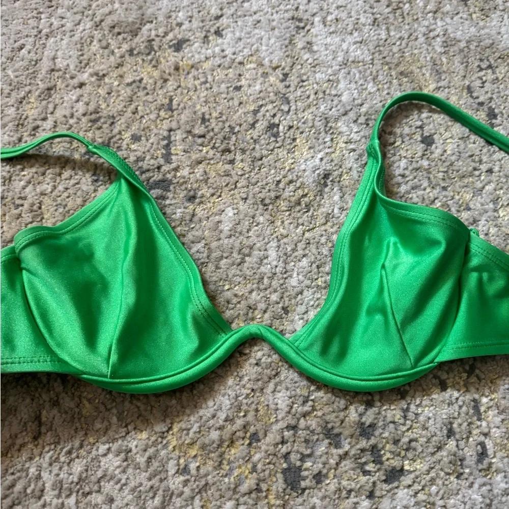 HELLO MOLLY Puerto Vallarta Swim Top and Buttom  Green